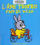 L'âne Trotro fait du vélo